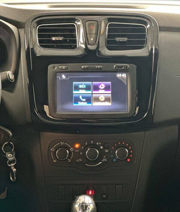 RENAULT LOGAN ZEN 1.0 - Imagem 11