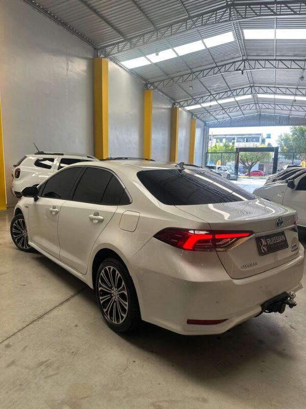 TOYOTA COROLLA ALTIS PREMIUM HÍBRIDO 1.8 Aut. - Imagem 5