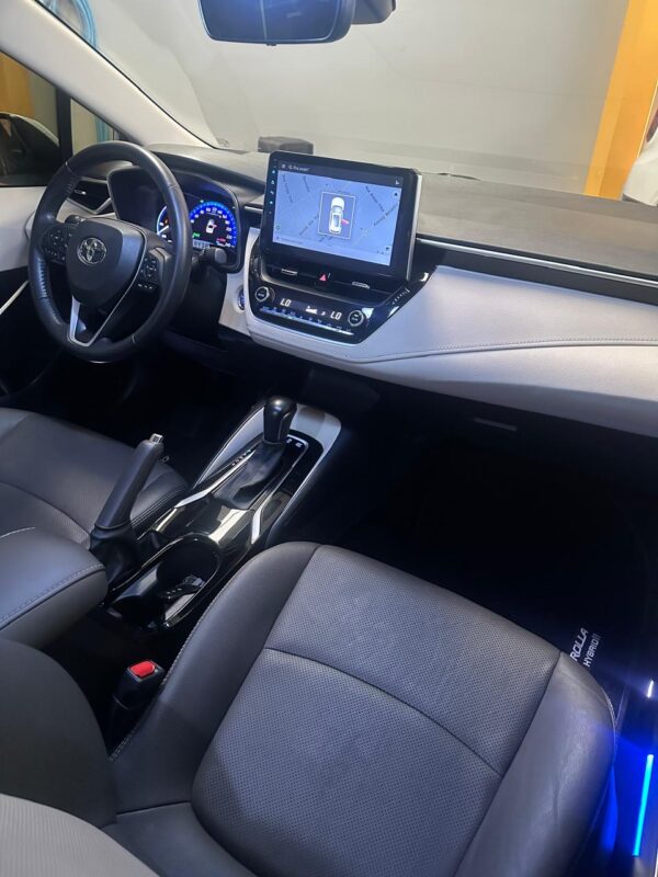 TOYOTA COROLLA ALTIS PREMIUM HÍBRIDO 1.8 Aut. - Imagem 22