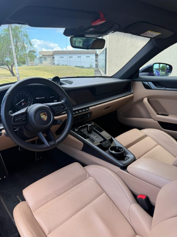 PORSCHE 911 CARRERA - Imagem 6