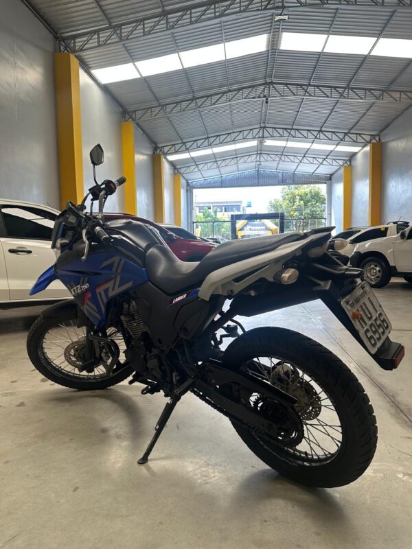YAMAHA XTZ 250 LANDER BLUEFLEX ABS - Imagem 4