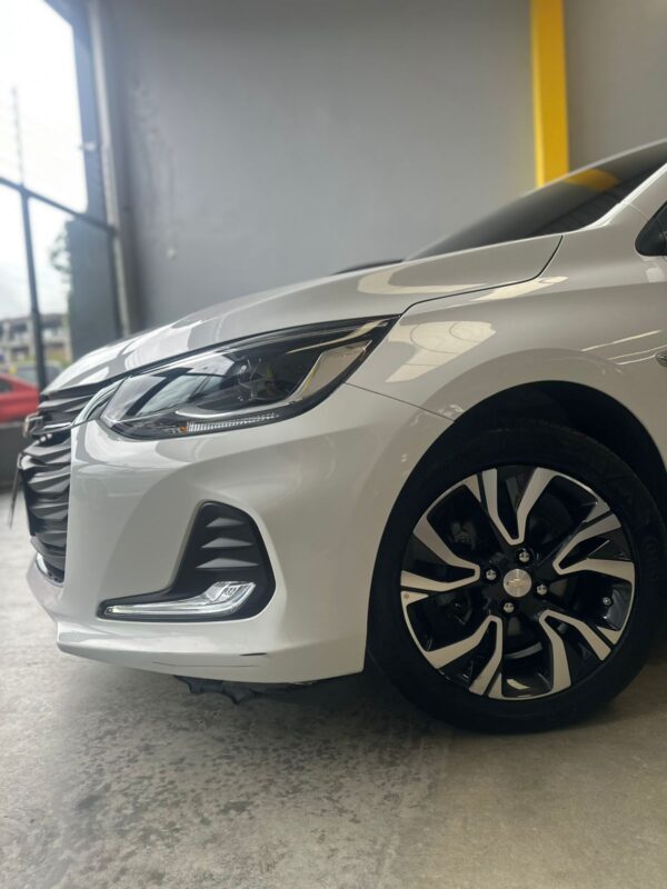 CHEVROLET ONIX PREMIER - Imagem 13