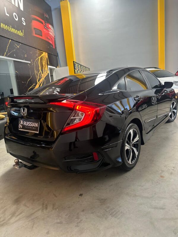 HONDA CIVIC SPORT 2018 - Imagem 9